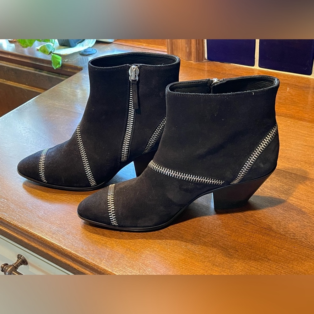 Giuseppe Zanotti New in Box Suede Ankle Boots with Zip Details